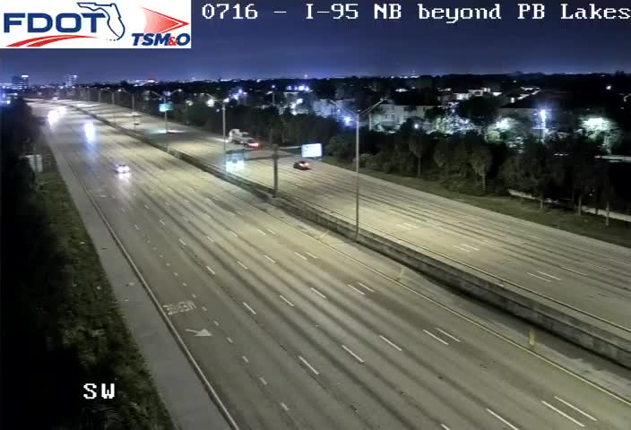 Traffic camera looking at I-95 at I-95 N of PB Lakes, northbound